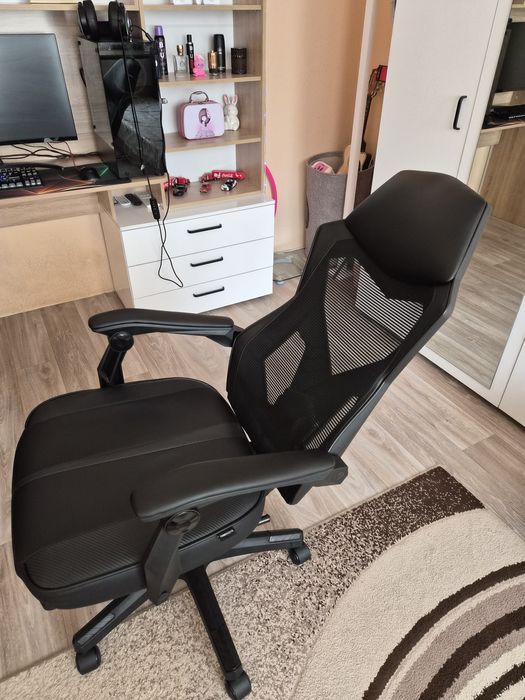 Офис стол (геймарски)