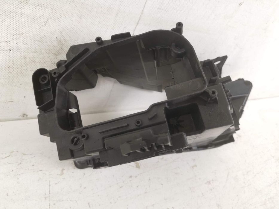 Kit Carcasa Far Stanga Xenon + Sticla Far Stanga Audi Q3 8U [facelift]