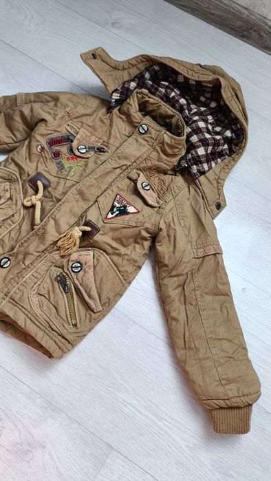 Не дорого демисезонные куртки