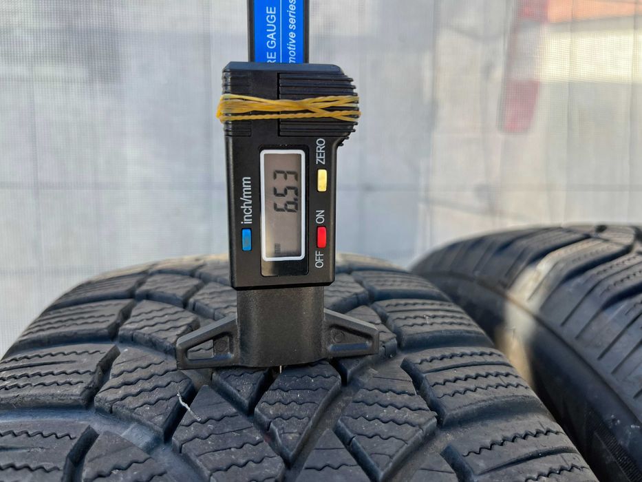 зимни Ггуми BRIDGESTONE  215/65/17 с ДОТ 38/2022г
