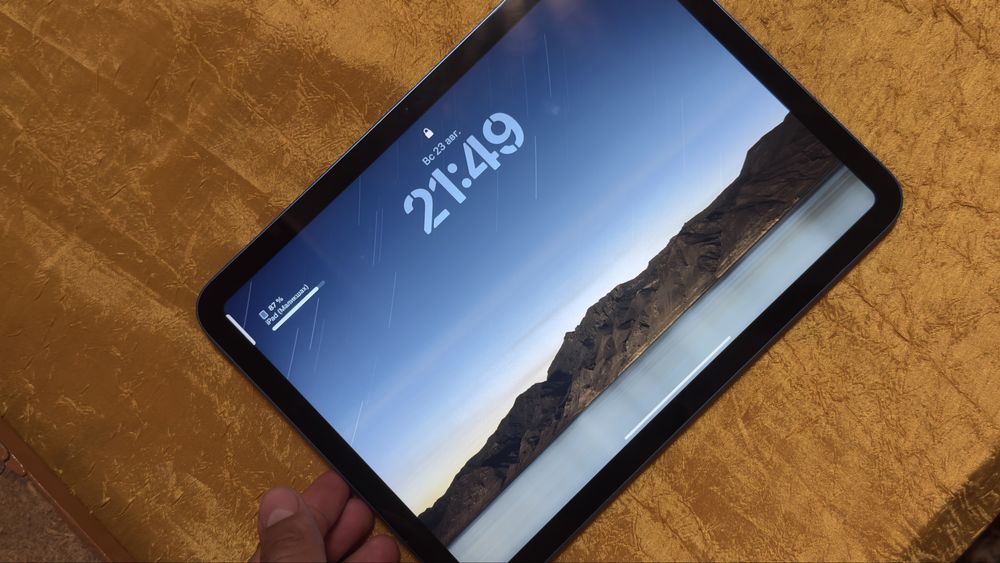 Apple iPad A16 11