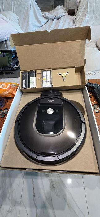 Прахосмукачка робот Irobot 980 и моп Irobot