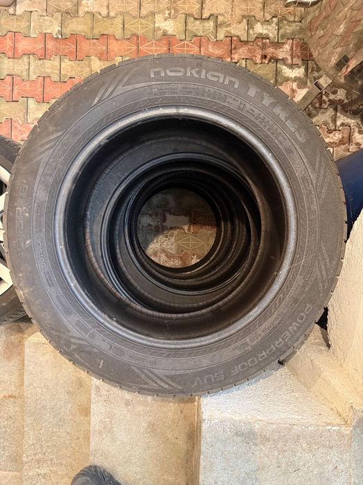 NOKIAN Powerproof SUV 255 55 R18 DOT 0822