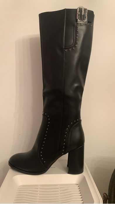 Сапоги новые стильные