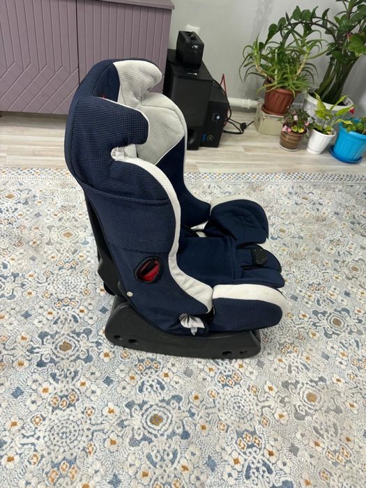 Детское автокресло