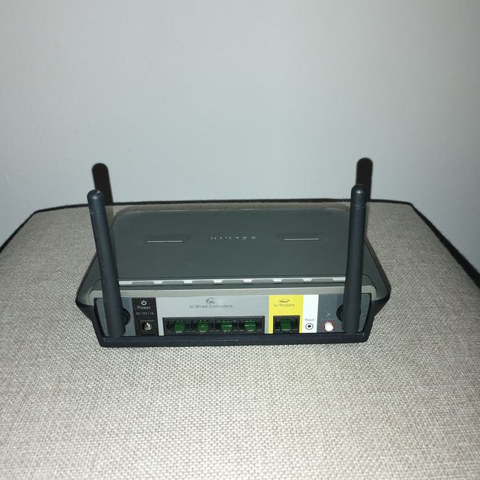 Belkin Wireless G Plus MIMO, model F5D9230-4.