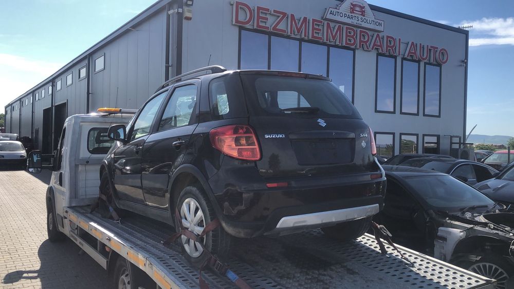 Dezmembram Suzuki SX4 1.6 benzina an fabr 2014