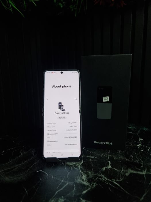 Noble Amanet - Samsung Z Flip 5, 256gb, pata ecran