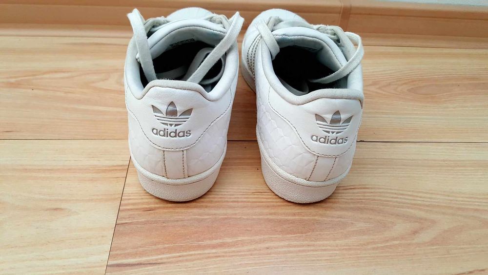 Adidas dama Superstar 38 2/3