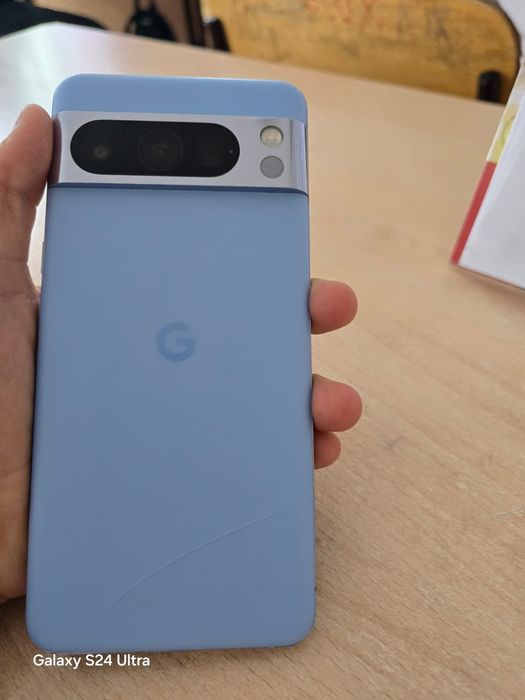 Google pixel 8 pro
