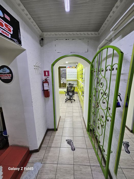 Сдам в аренду магазин