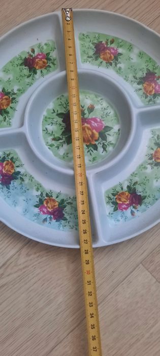 Орешница изюм конфеты минажница