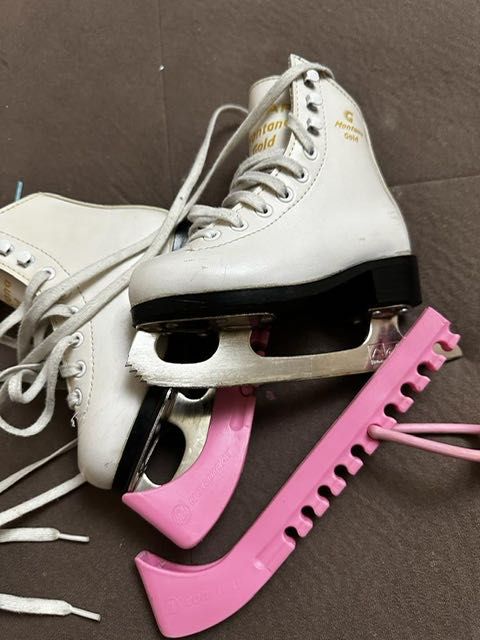 Коньки полу профессиональные