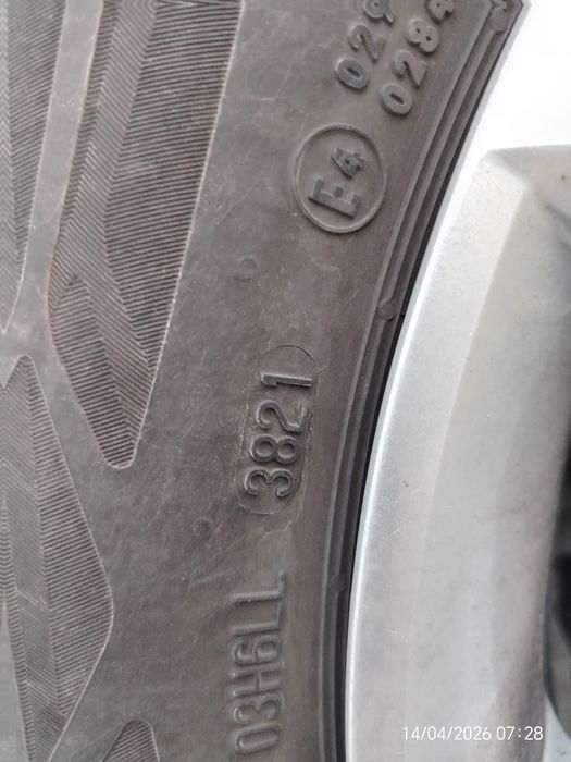 Vând roti R15 cu anvelope Continental 185/65/R15