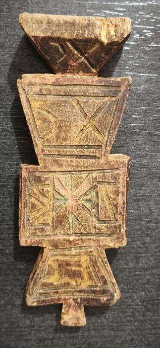 Pristolnic, pecetar vechi din lemn pentru prescuri