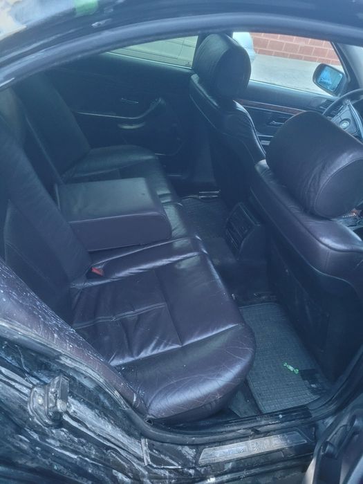 Продам на запчасти бмв е39