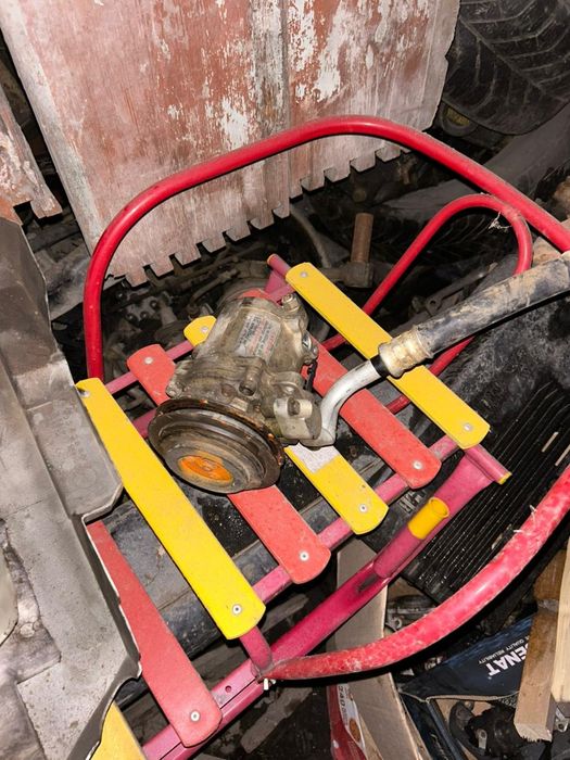 Запчасти на Митсубиси Монтеро