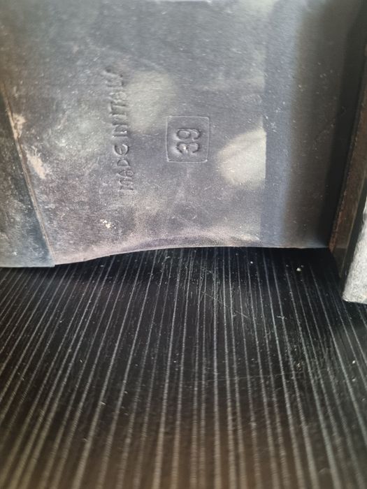 Дамски кожени ботуши