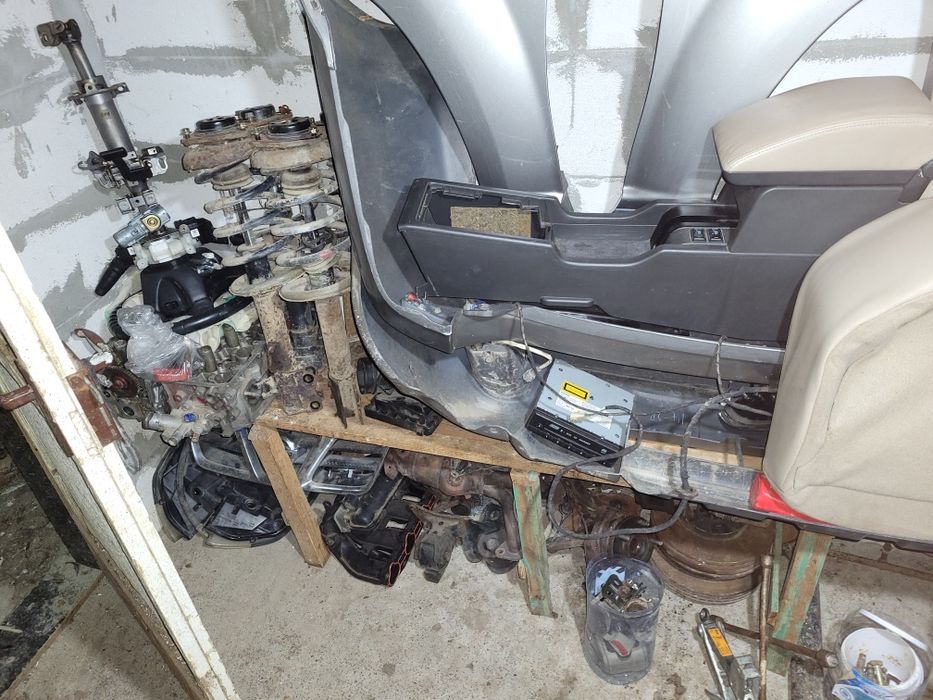 Vând piese nissan x-trail2.0benzina an 2002-2004