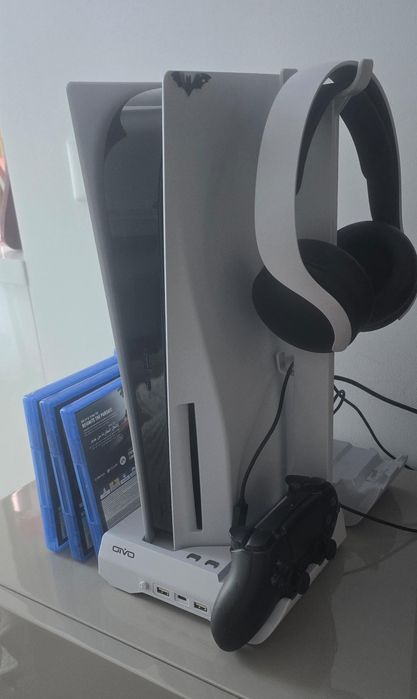 PS5 Disc + 1 Controller + Accesorii Complete | Ca Nou | Setup Full + 6 discuri SUPER OFERTĂ!