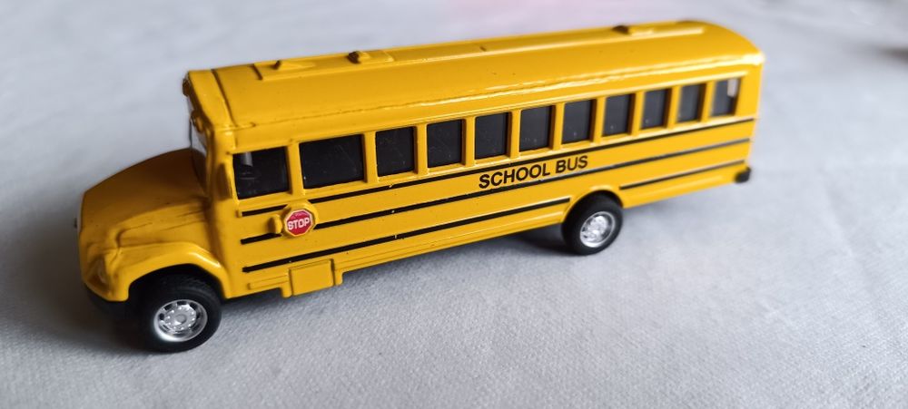 Метална количка двуетажен автобус