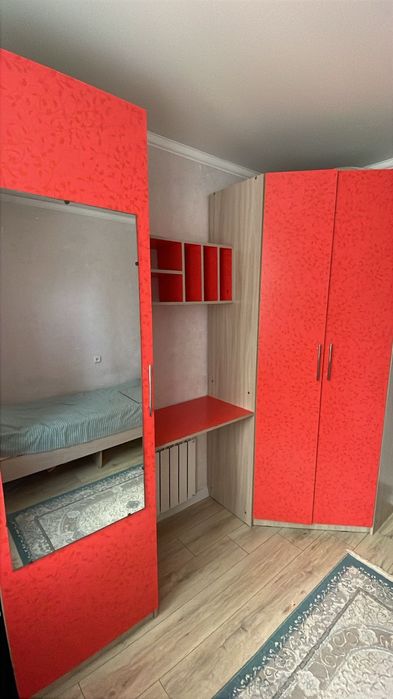 Продам гарнитур для детской