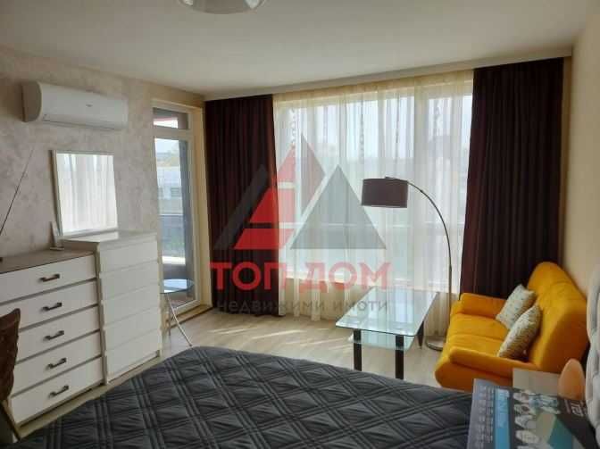 Дава се под наем Тристаен апартамент в Варна, Младост 1 - 100 кв.м за 816 € - Снимка #6