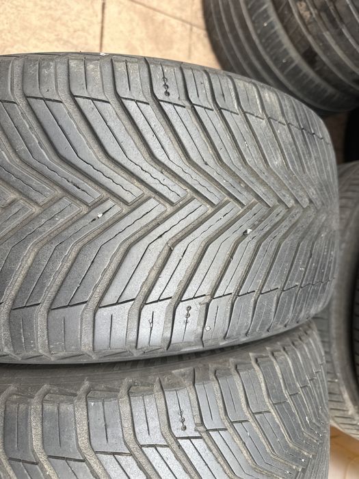 245/40/18 Michelin Cross Climate dot 2021