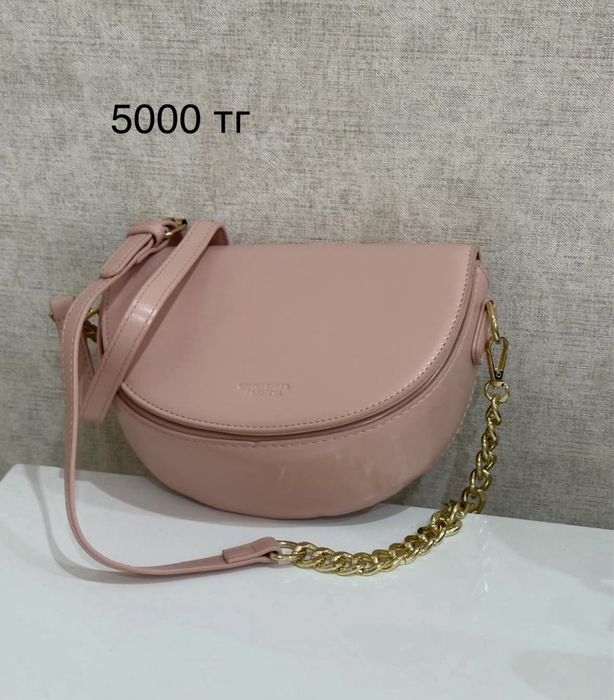 Распродажа сумочек