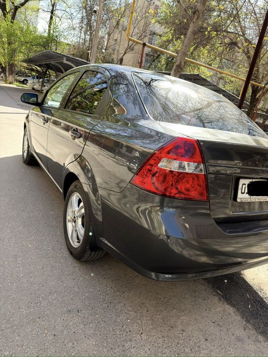 Nexia 3 автомат 4 Luxe позиция 49.500 пробег