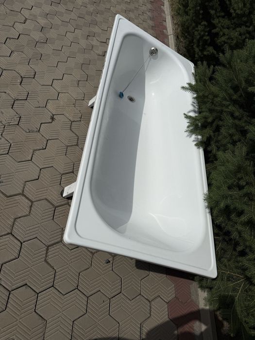 Продам ванну б/у