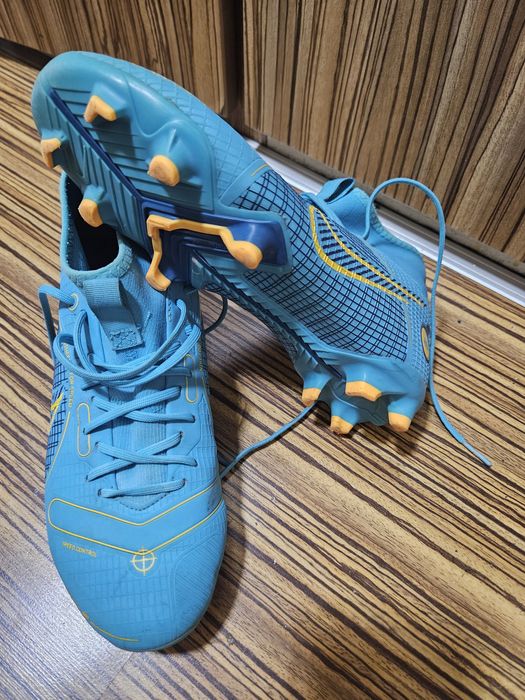 Футболни бутонки 37 н.