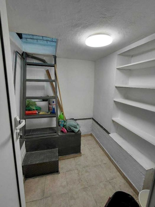 Дава се под наем Магазин в София, Център - 18 кв.м за 350 € - Снимка #8