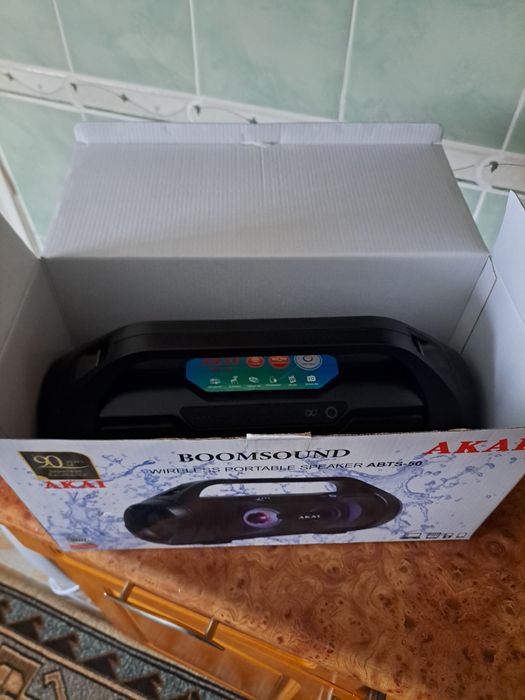 Boxa portabila akai 30 wați rms