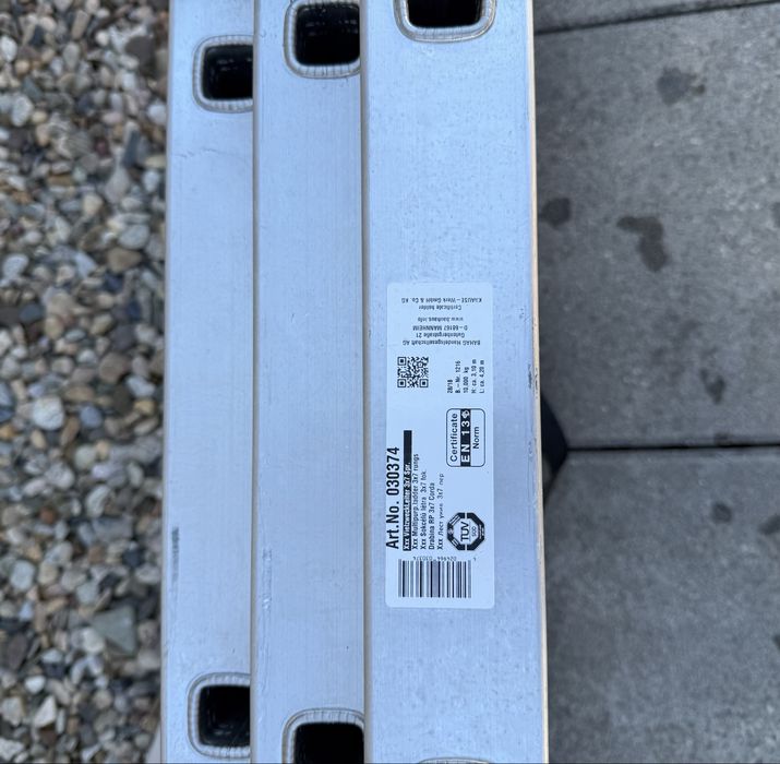 Vând scară culisabilă aluminiu