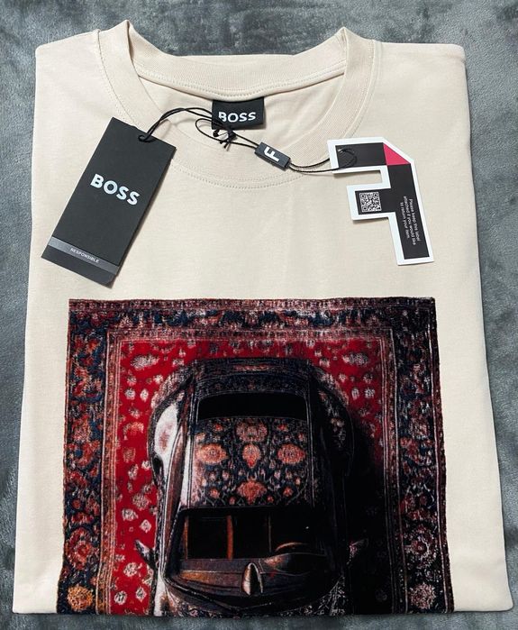 Vand tricou nou de barbati Boss