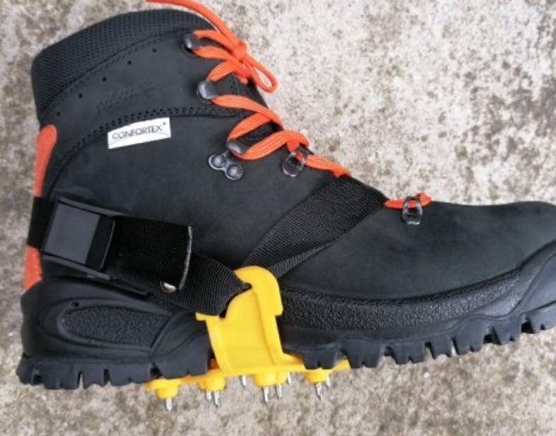 Продавам чисто нови малки туристически котки с 10 зъба/шипа