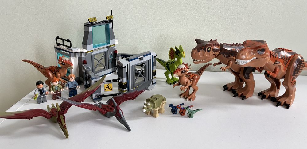 Лего оригинал Jurrasic world Динозавры