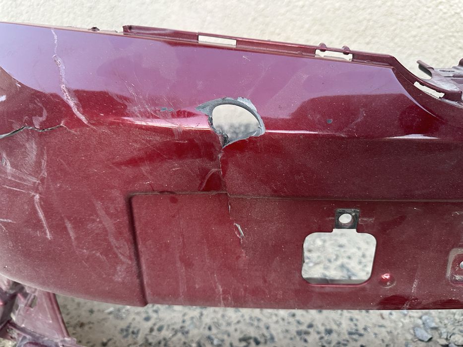 Продам бампер от Toyota Corolla 2018 (E180)