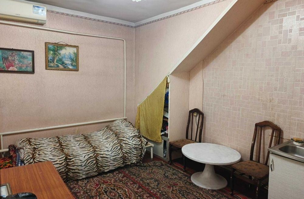 Аренда  квартиры 2/1/2 Цум . Метро Космонавтов.  МВД Корзинка. Центр.