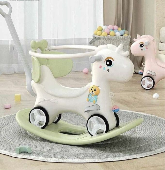 Детская игрушечная, лошадка кресло-качалка достафка бесплотно