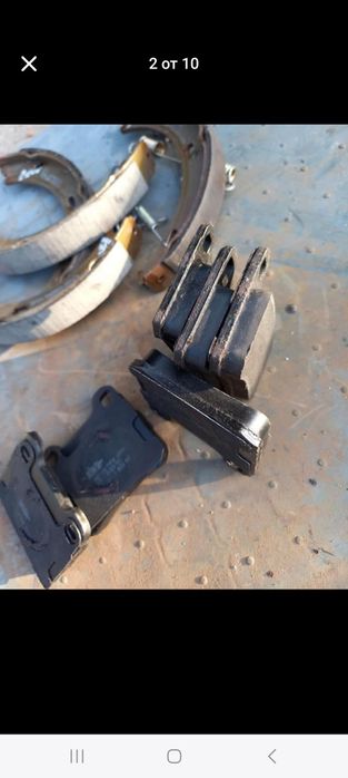 Продавам части от Мерцедес 124 е200 седан и комби