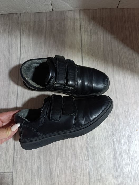 продам обувь ботинки кроссовки кеды