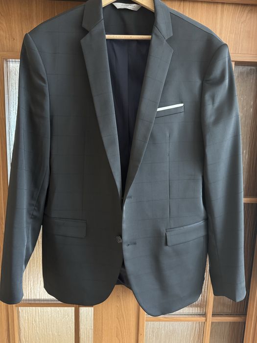 Мъжко сако Зара. Ново