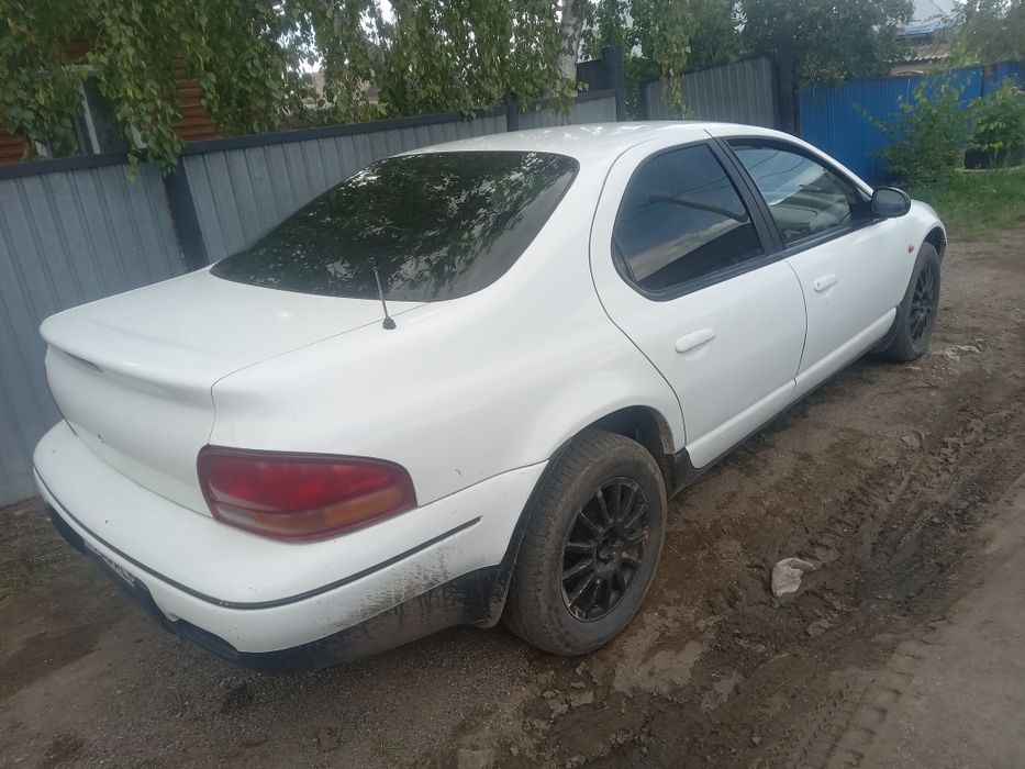 Крайслер стратус