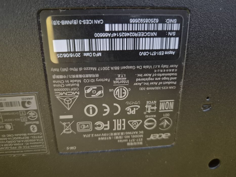 Ноутбук асеr в рабочем состоянии