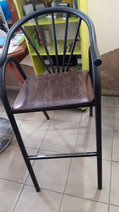 Детский стул для парикмахерской