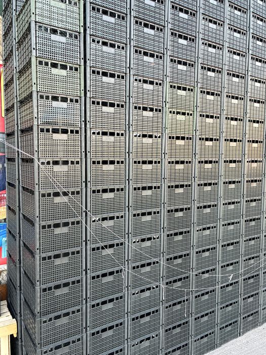 Barcha turdagi yangi va ishlangan Yashiklar va ichki maxsulotlari