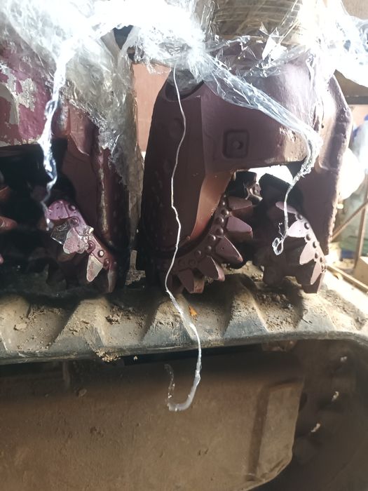 Сондажно триролково длето