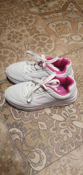 Кроссовки Skechers